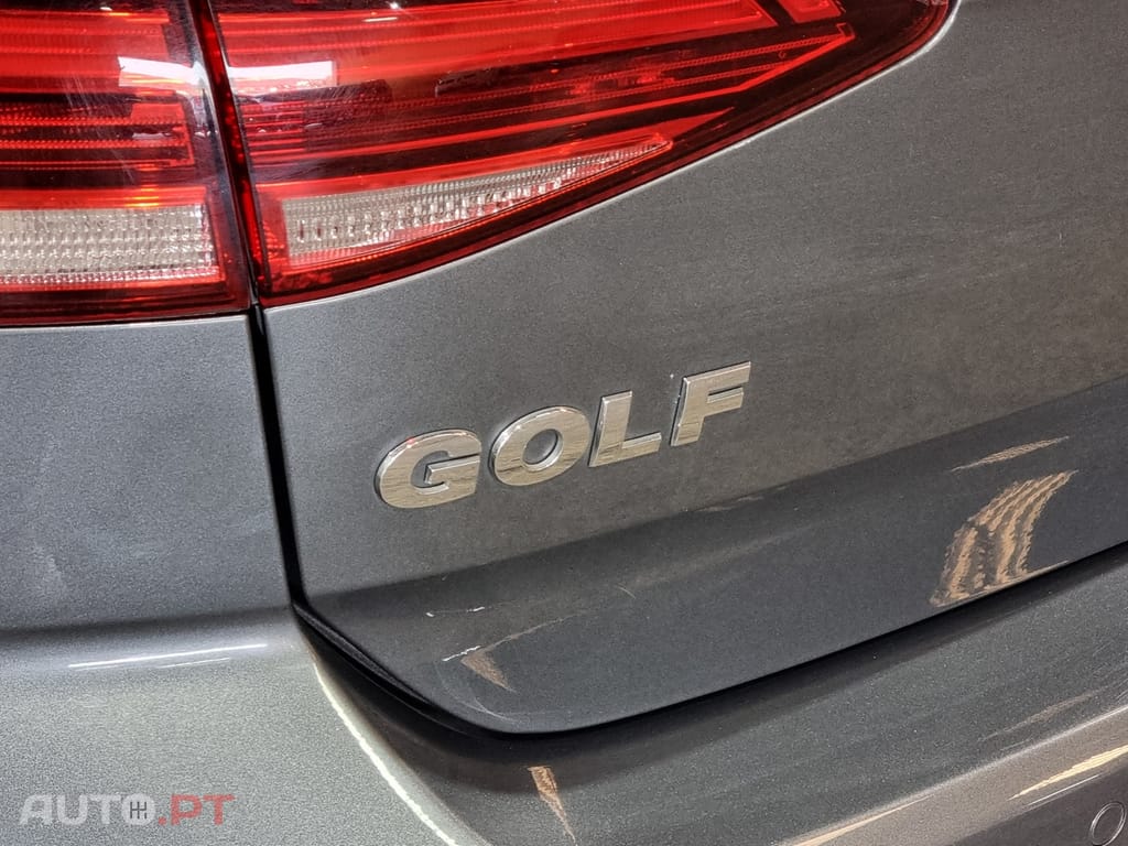 Volkswagen Golf 1.0 TSI Confortline