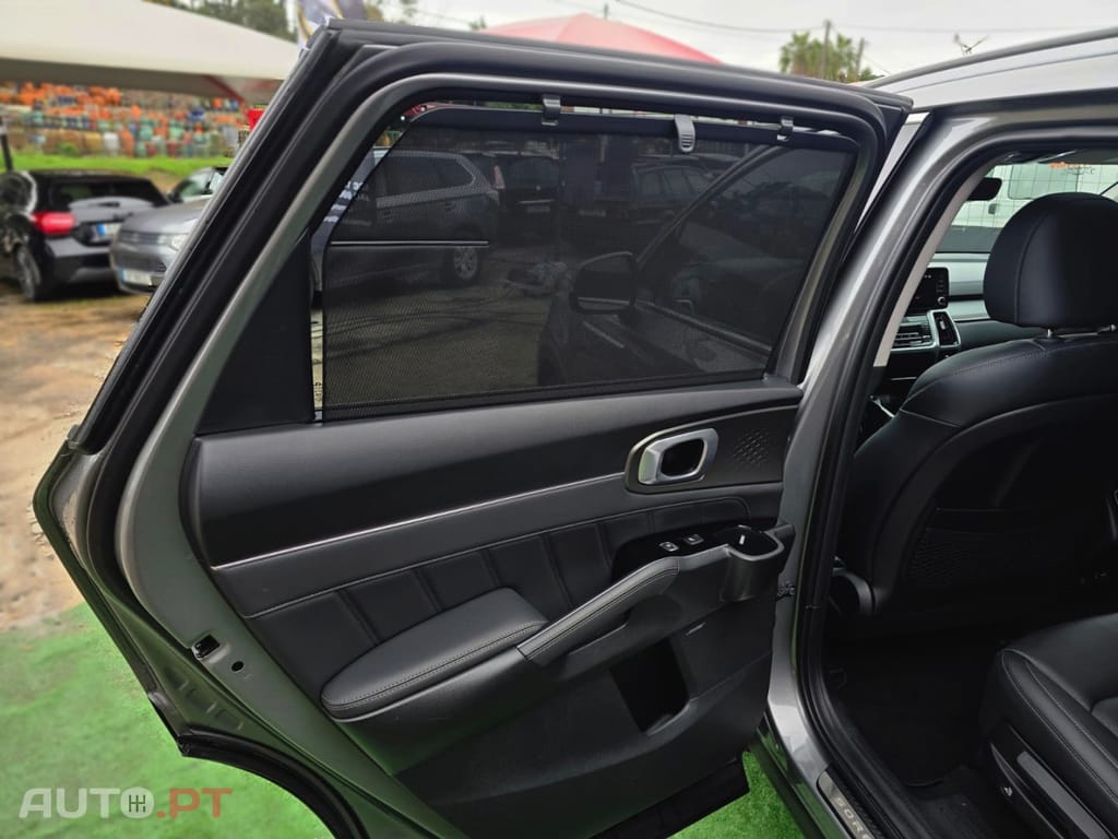 Kia Sorento 1.6 T-GDI HEV Concept