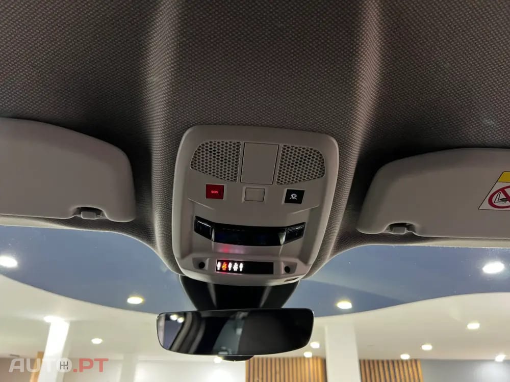 Jeep Avenger 1.2 GSE T3 Summit