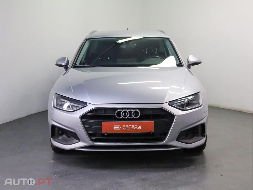 Audi A4 30 TDI S tronic Avant