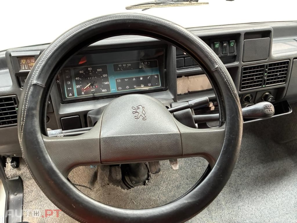 Peugeot J5 Hobby 600