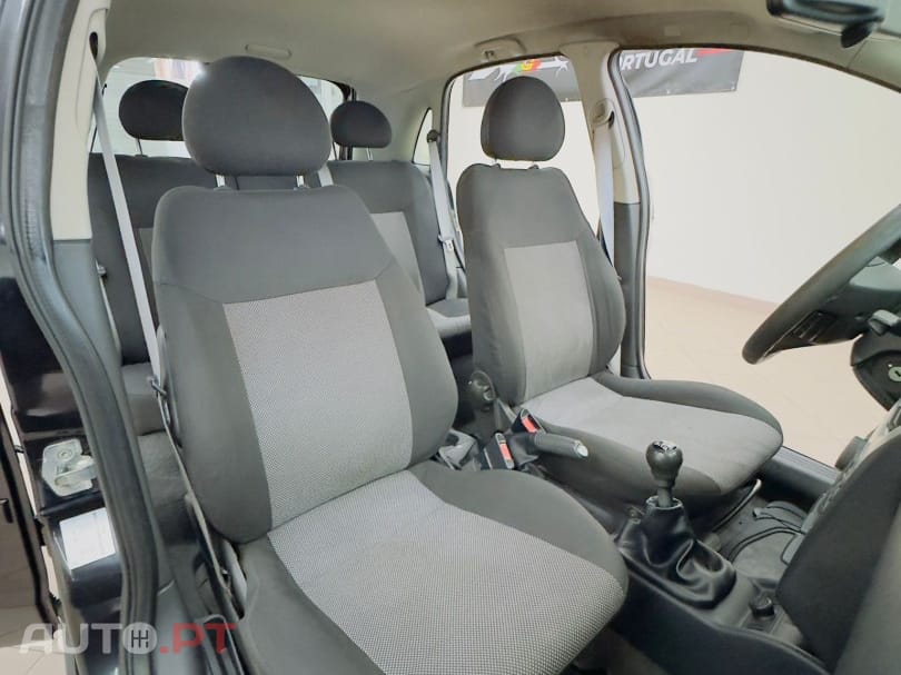 Opel Corsa 1.2 Twinport Enjoy