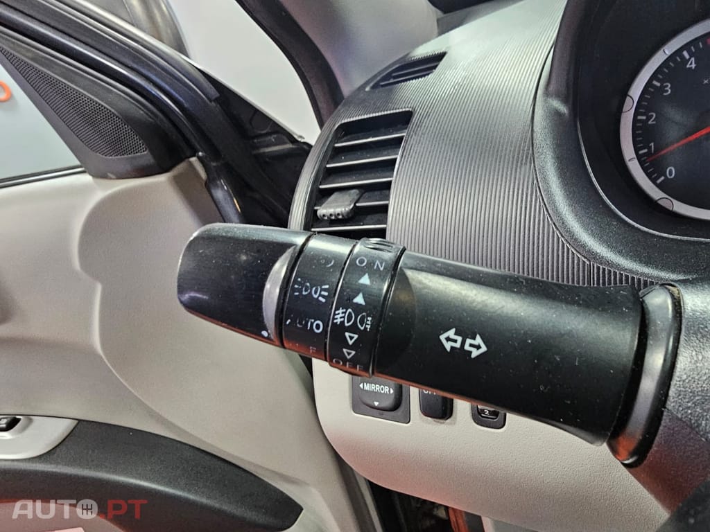 Mitsubishi L200 2.5 DI-D CD Invite AC 4WD