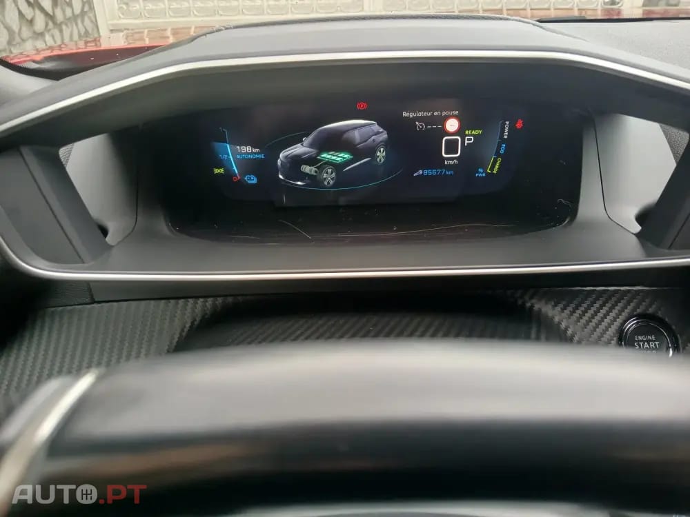 Peugeot E-2008 GT