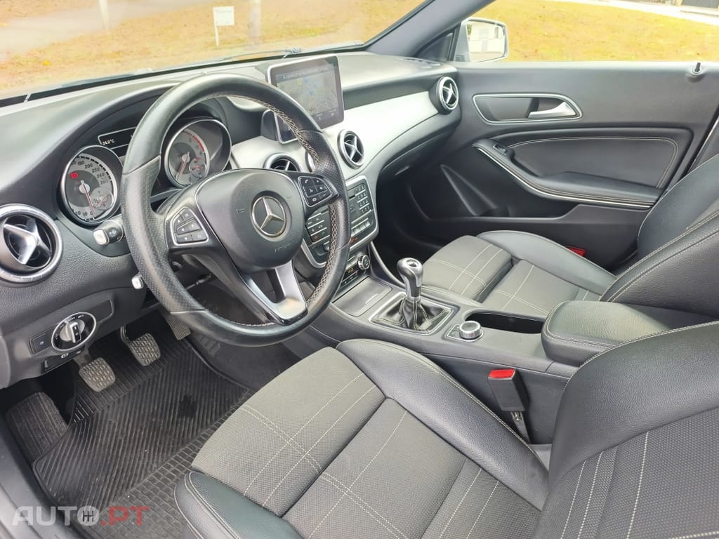 Mercedes-Benz CLA 180 Shooting Brake d BlueEFFICIENCY Edition