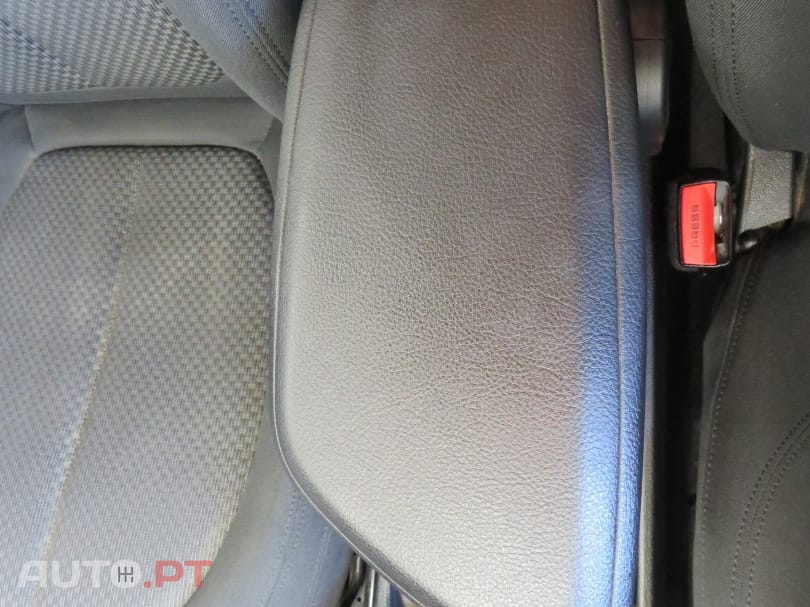 BMW 216 d 7L Advantage
