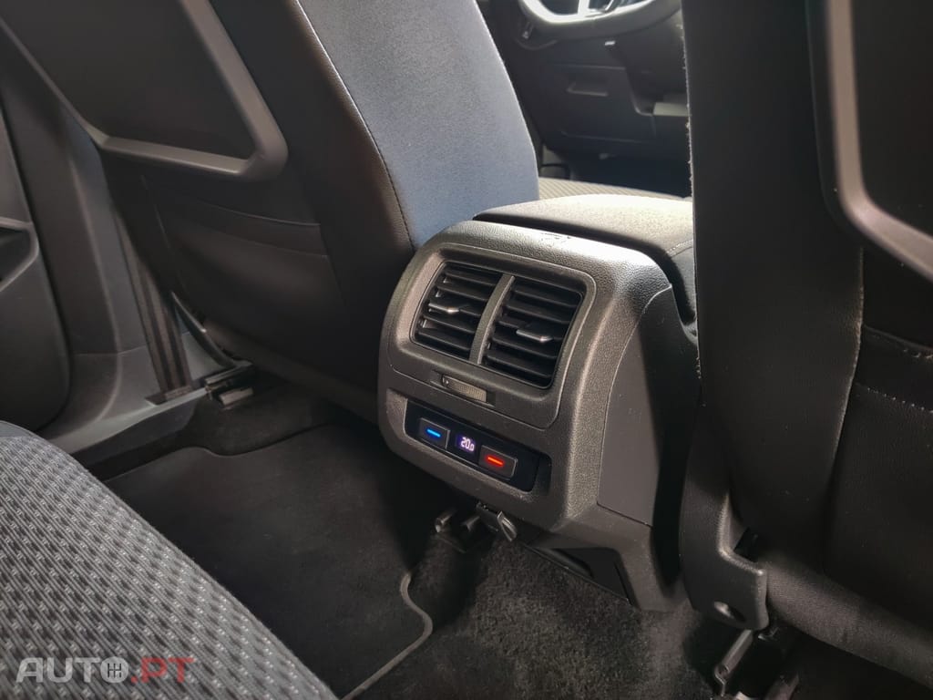 Volkswagen Touran 1.6 TDI Confortline DSG