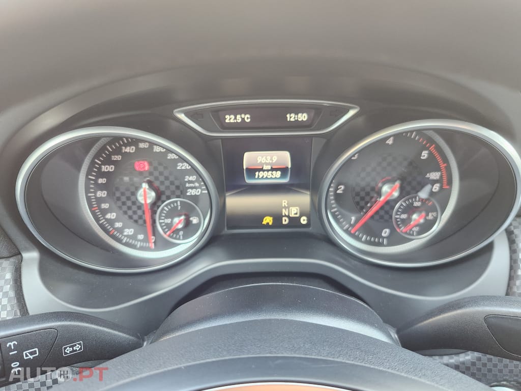 Mercedes-Benz A 180 d 7G-DCT AMG Line