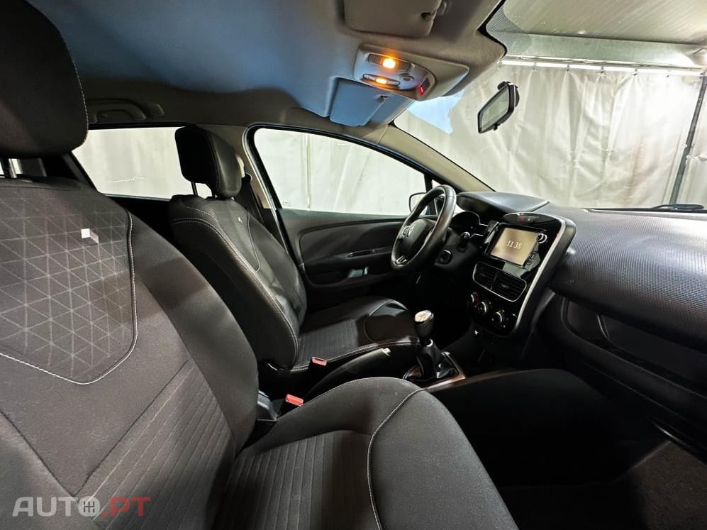 Renault Clio Sport Tourer ST Limited Edition