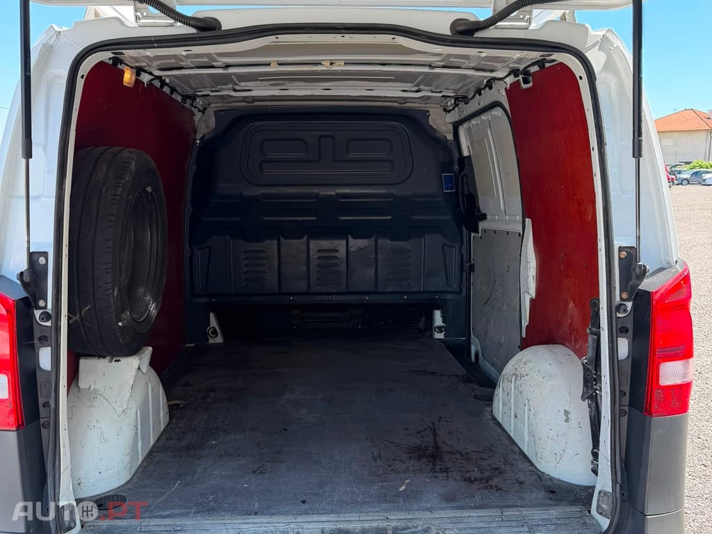 Mercedes-Benz Vito 111 CDi/32