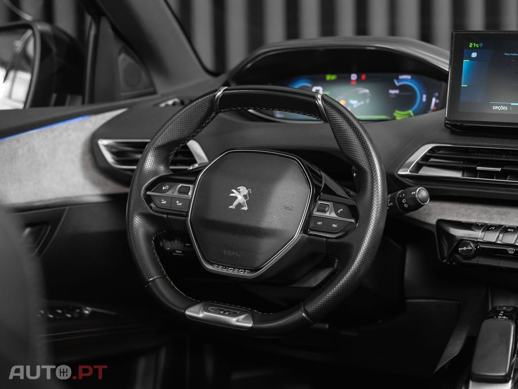 Peugeot 3008 1.6 Hybrid GT Pack e-EAT8