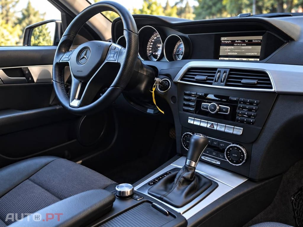 Mercedes-Benz C 220 CDi Avantgarde BlueEfficiency Aut.