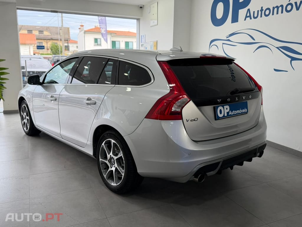 Volvo V60 1.6 D2 R-Design