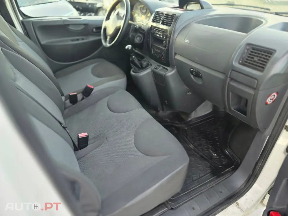 Peugeot Expert 1.6 HDi L2H1 Semi-Vidrado