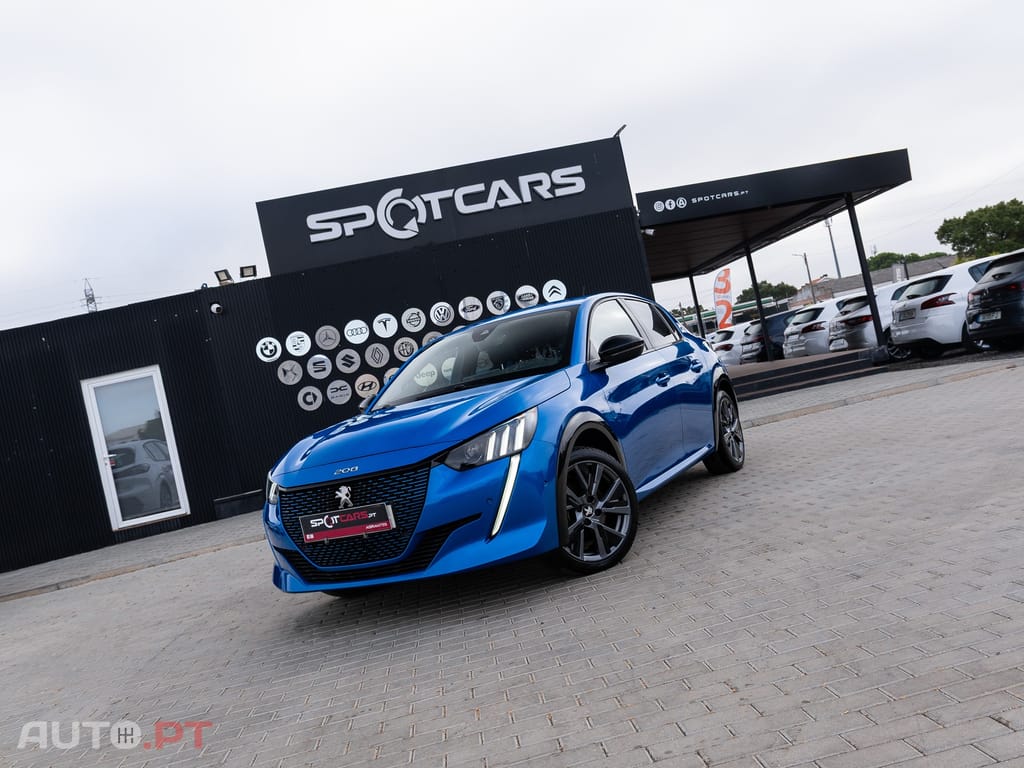 Peugeot E-208 50 kWh GT