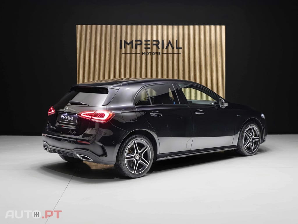 Mercedes-Benz A 250 e AMG Line