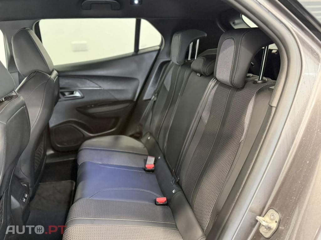 Peugeot 2008 1.5 BlueHDi GT EAT8