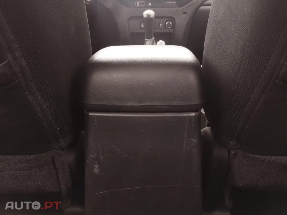 Mitsubishi L200 2.3 DI-D Space Cab Invite 4WD
