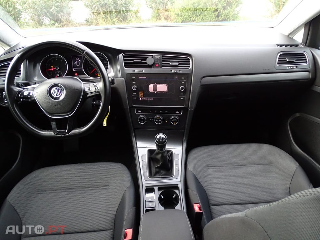 Volkswagen Golf 1.0 TSI Confortline