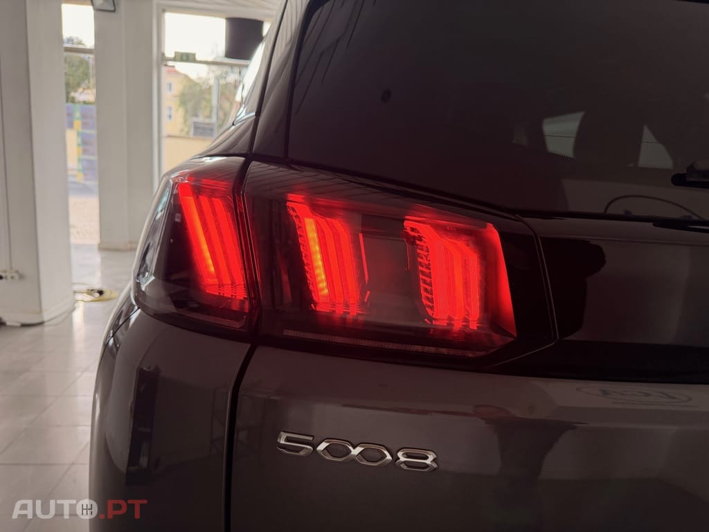 Peugeot 5008 1.2 PureTech Allure Pack EAT8