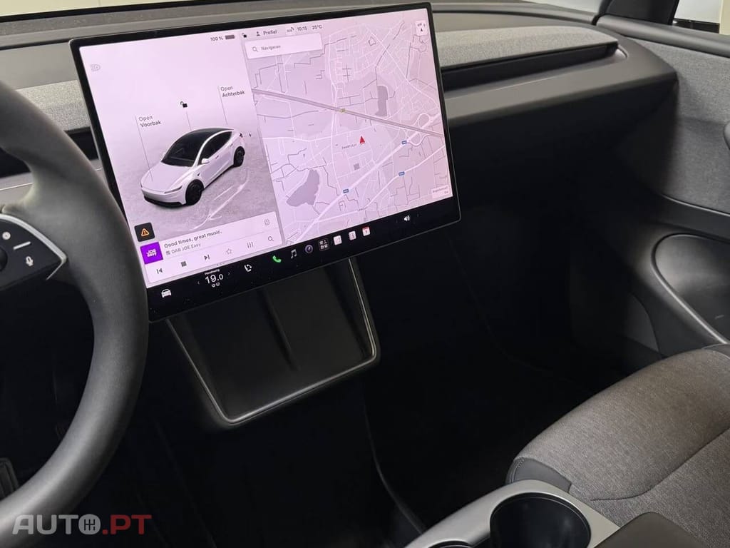 Tesla Model Y Standard Range