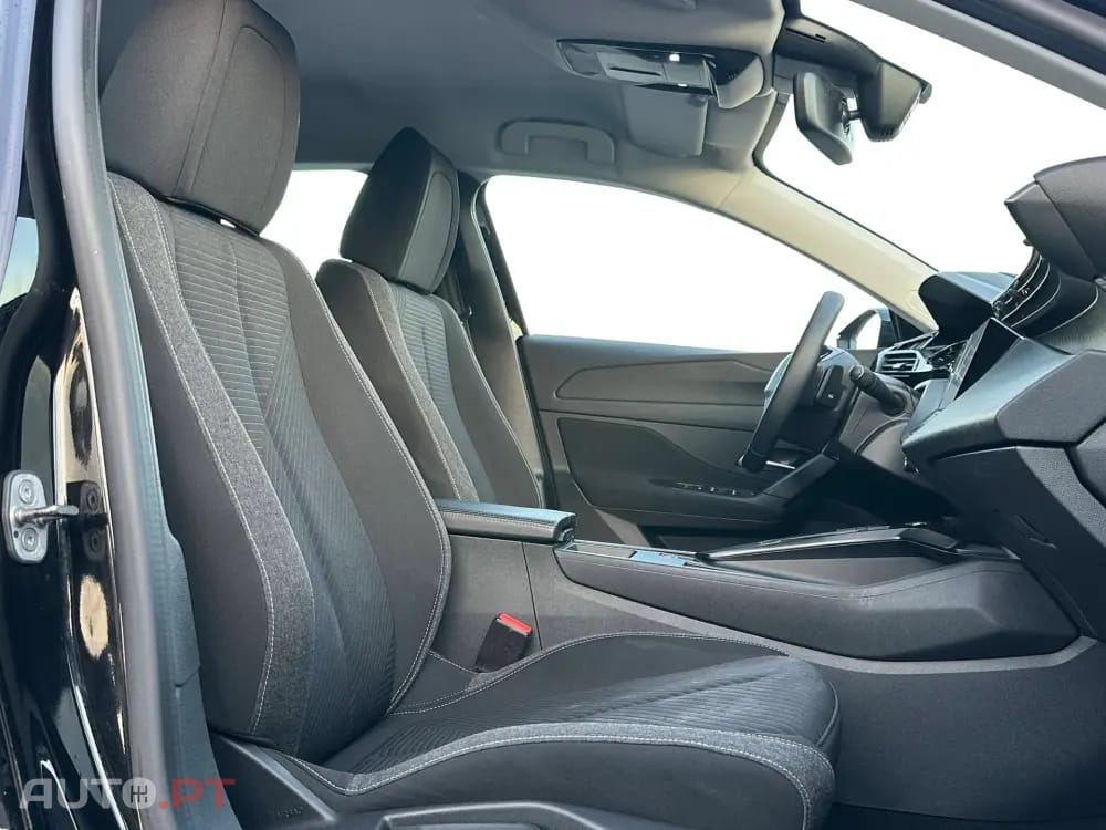 Peugeot 308 1.2 PureTech Allure EAT8