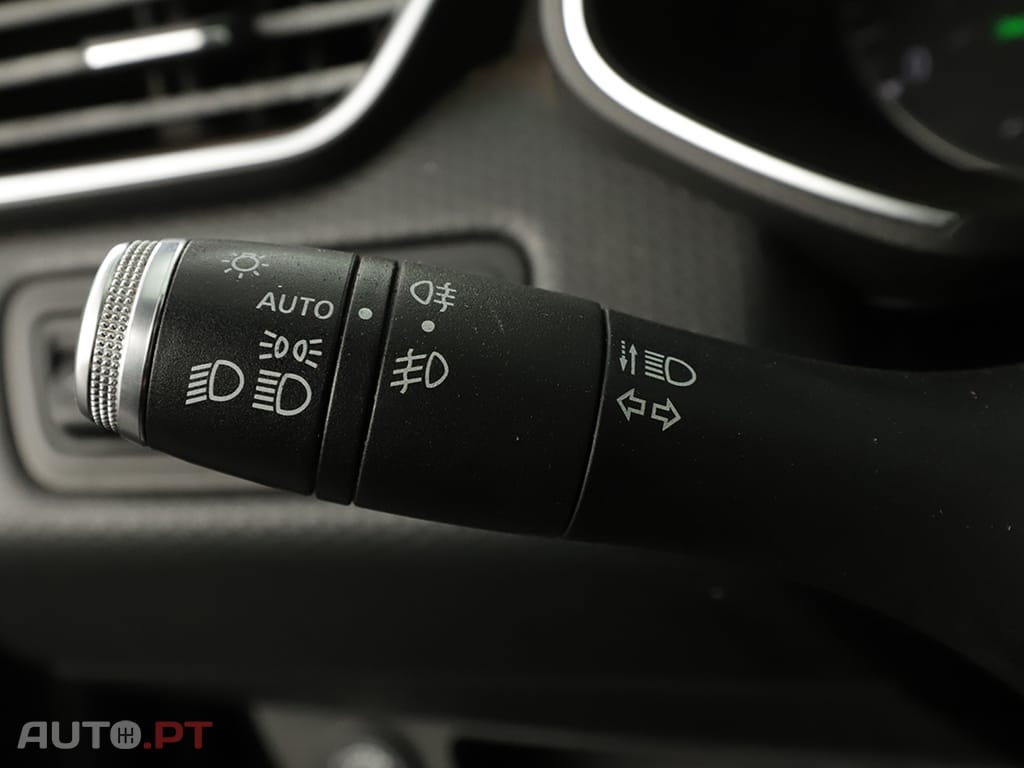 Renault Clio Clio 1.0 TCe Intens Bi-Fuel