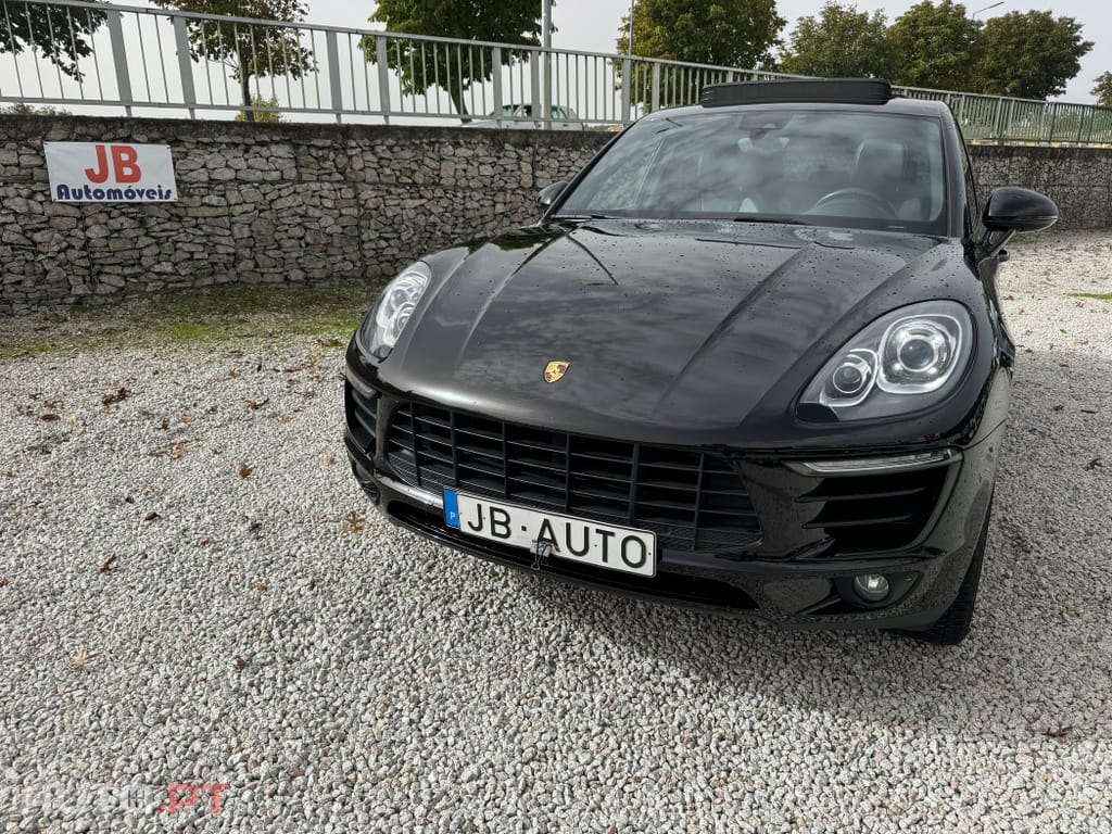 Porsche Macan S