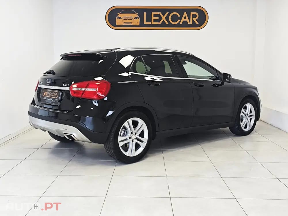Mercedes-Benz GLA 200 d 4Matic 7G-DCT Urban