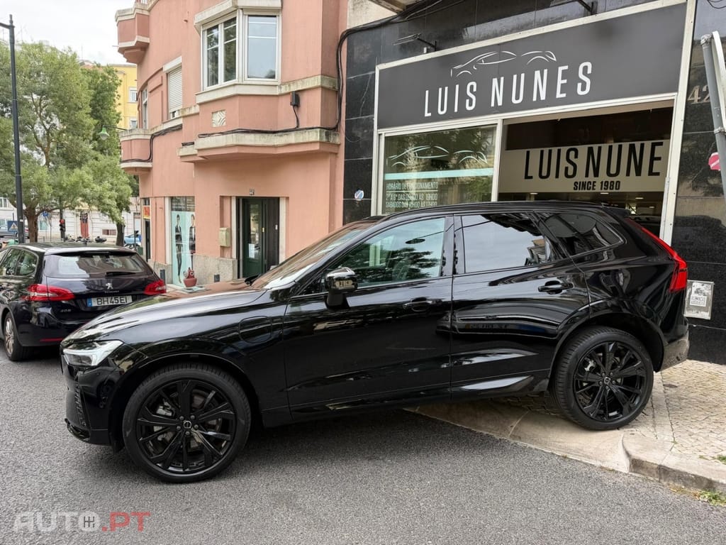 Volvo XC60 T6 AWD Recharge Plus Black Edition