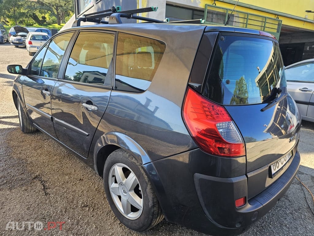 Renault Grand Scénic 1.5 dCi Dynamique Luxe