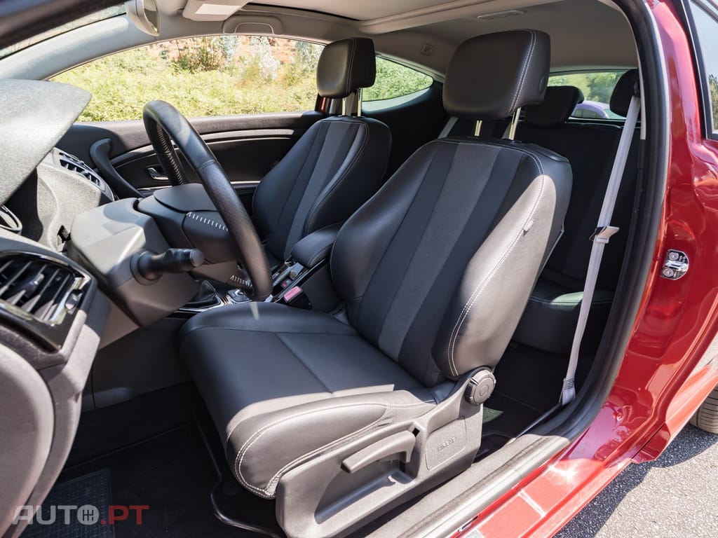 Renault Mégane Coupe 1.6 DCI Bose Edition