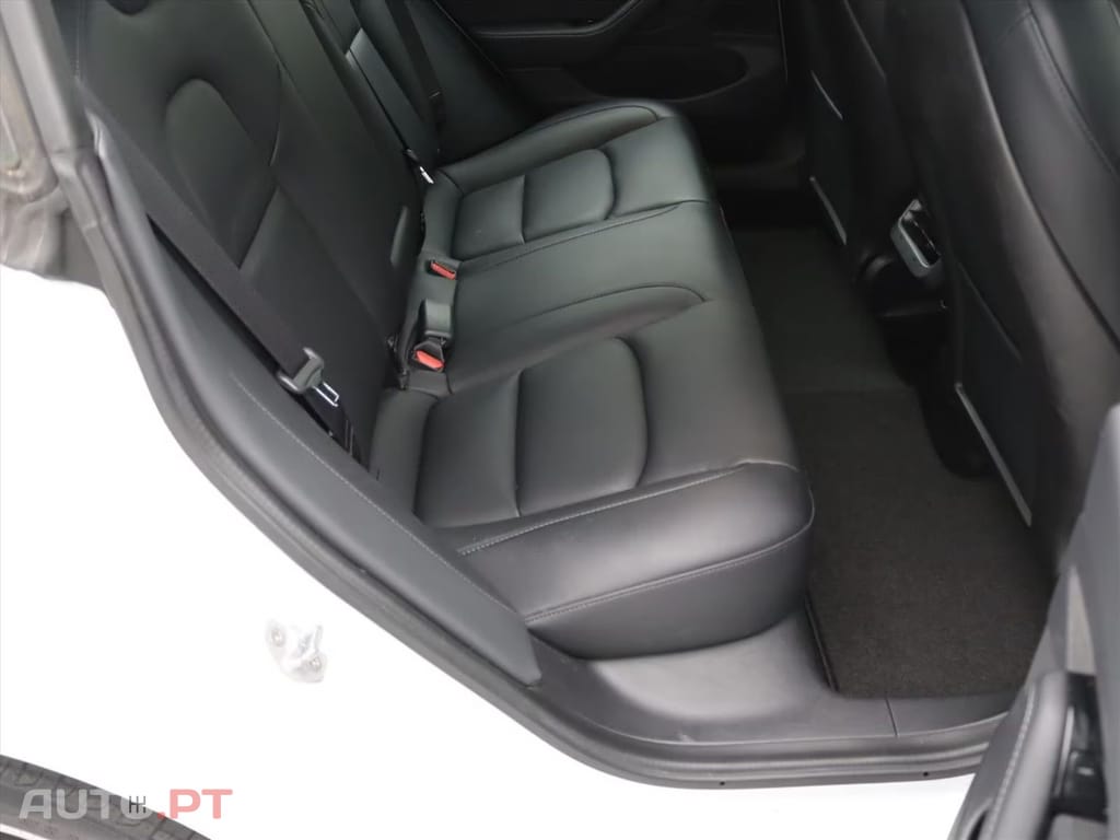 Tesla Model 3 Long-Range AWD I.V.A DEDUTÍVEL 