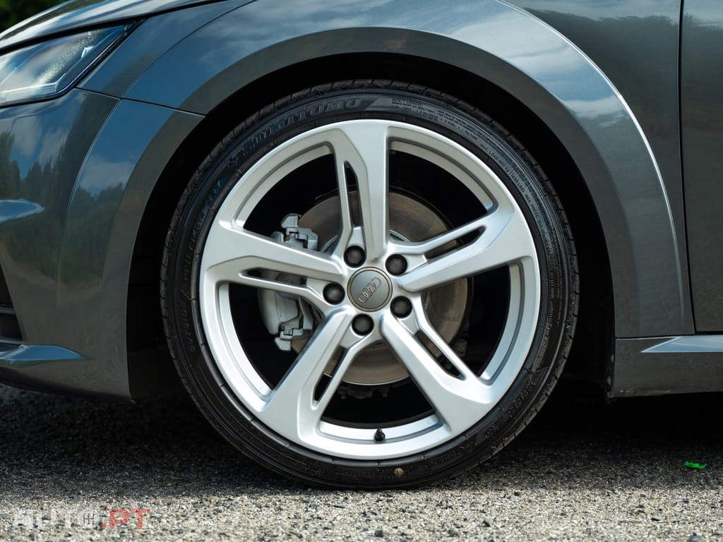 Audi TT 2.0 TFSI quattro S-line S tronic