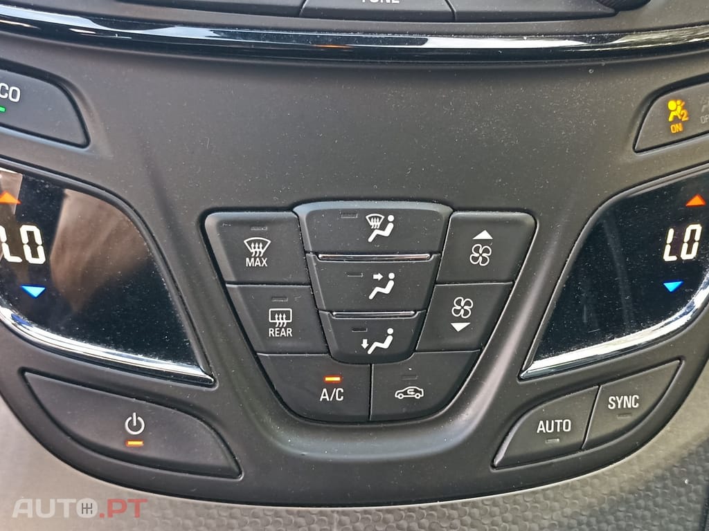 Opel Insignia 1.6 CDTi Cosmo S/S J17