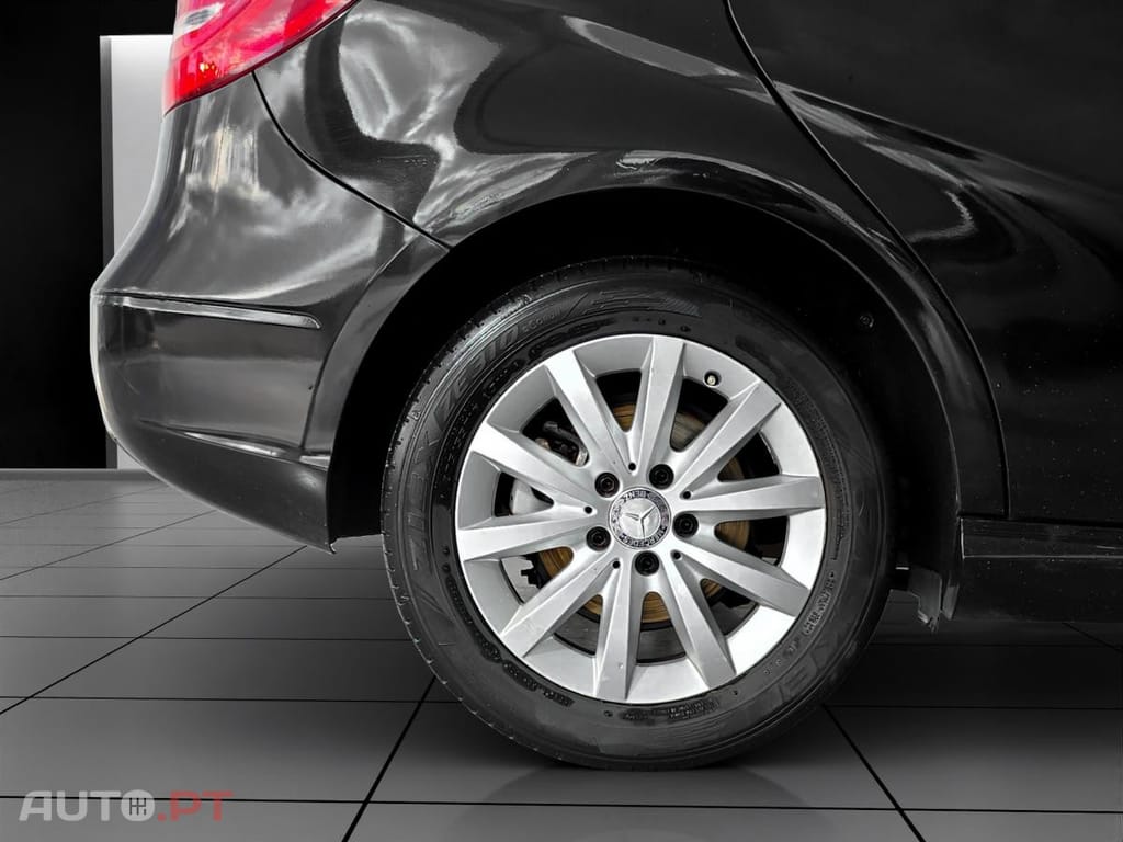Mercedes-Benz B 180 CDI BlueEFFICIENCY
