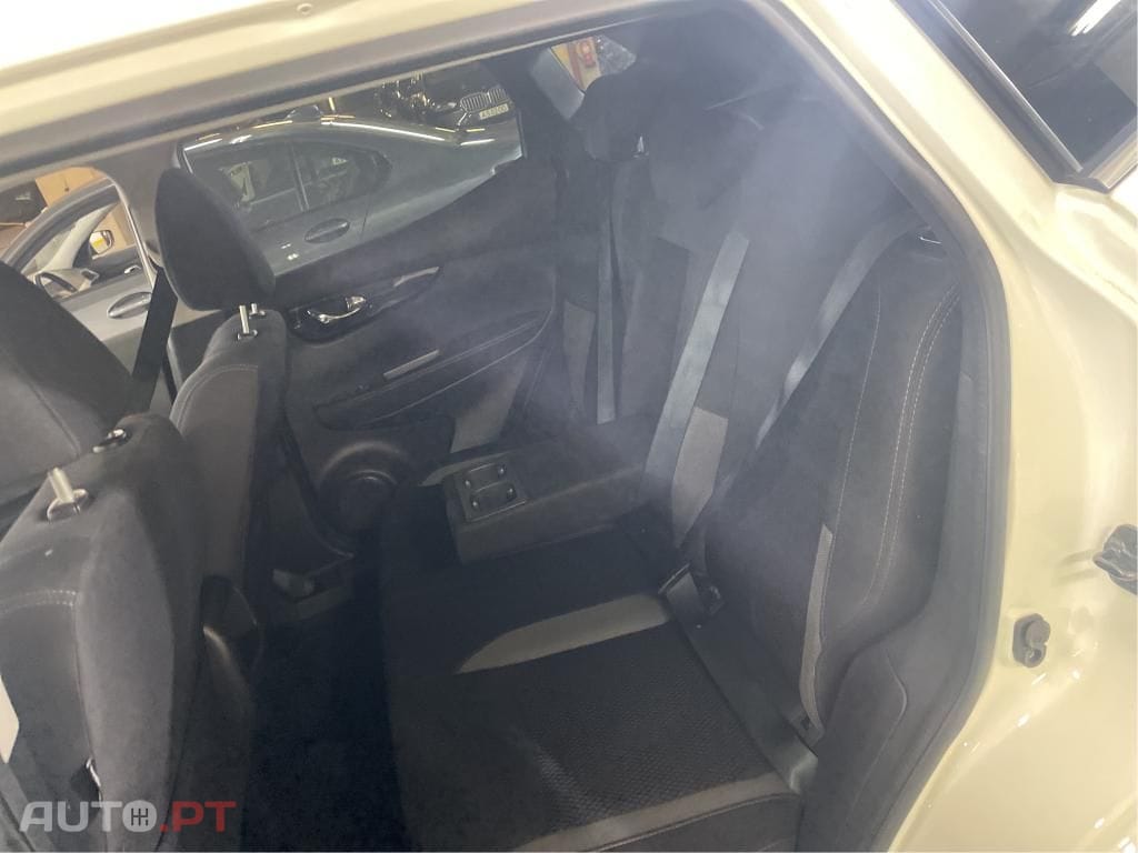 Nissan Qashqai 1.5 dCi Acenta C/Barras de Tejadilho