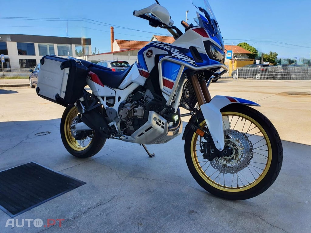 Honda Africa Twin Adventure DCT Edição 30 Anos