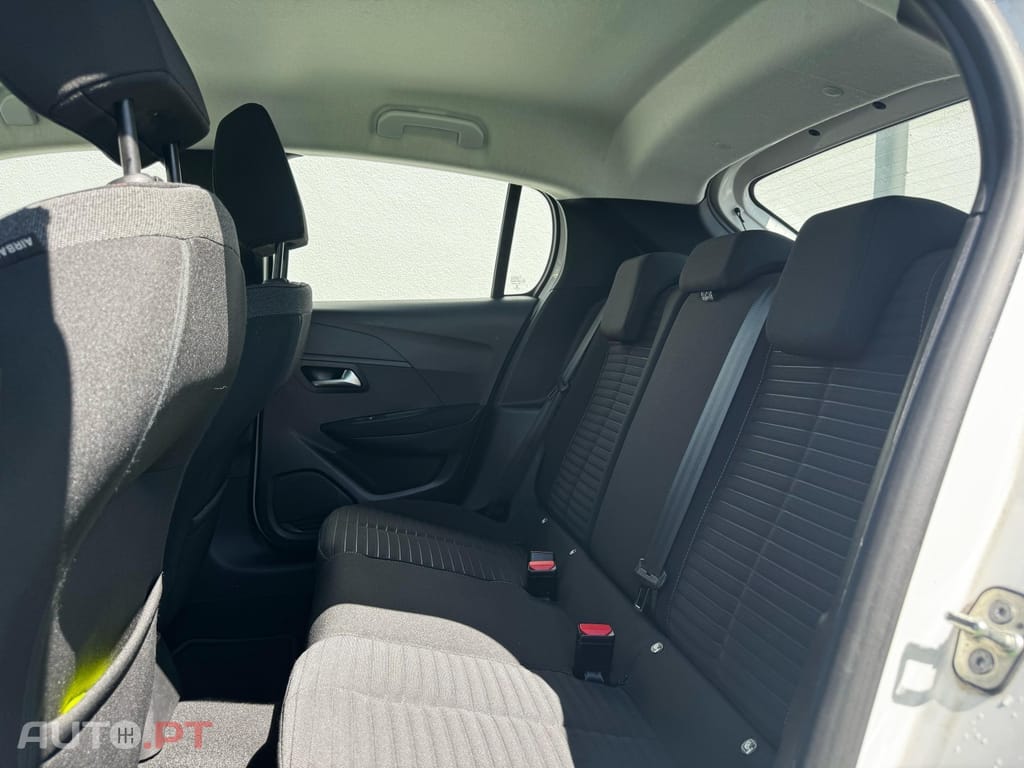 Peugeot 208 1.2 PureTech Allure EAT8
