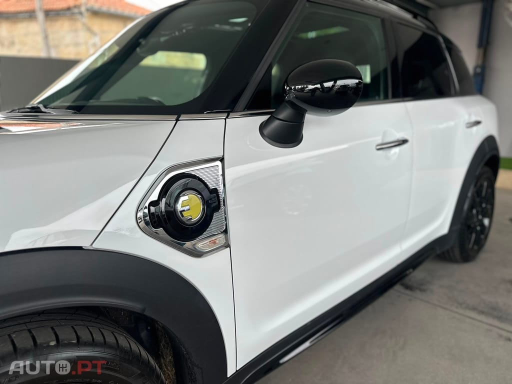 MINI Countryman Cooper SE ALL4 Auto