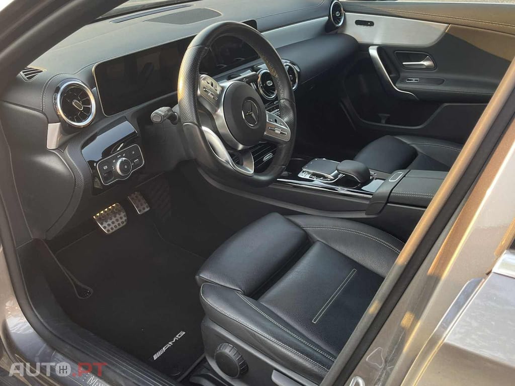Mercedes-Benz A 250 e AMG Line