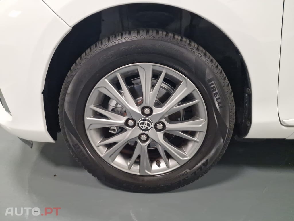 Toyota Yaris 1.0 VVT-i Comfort+P.Style