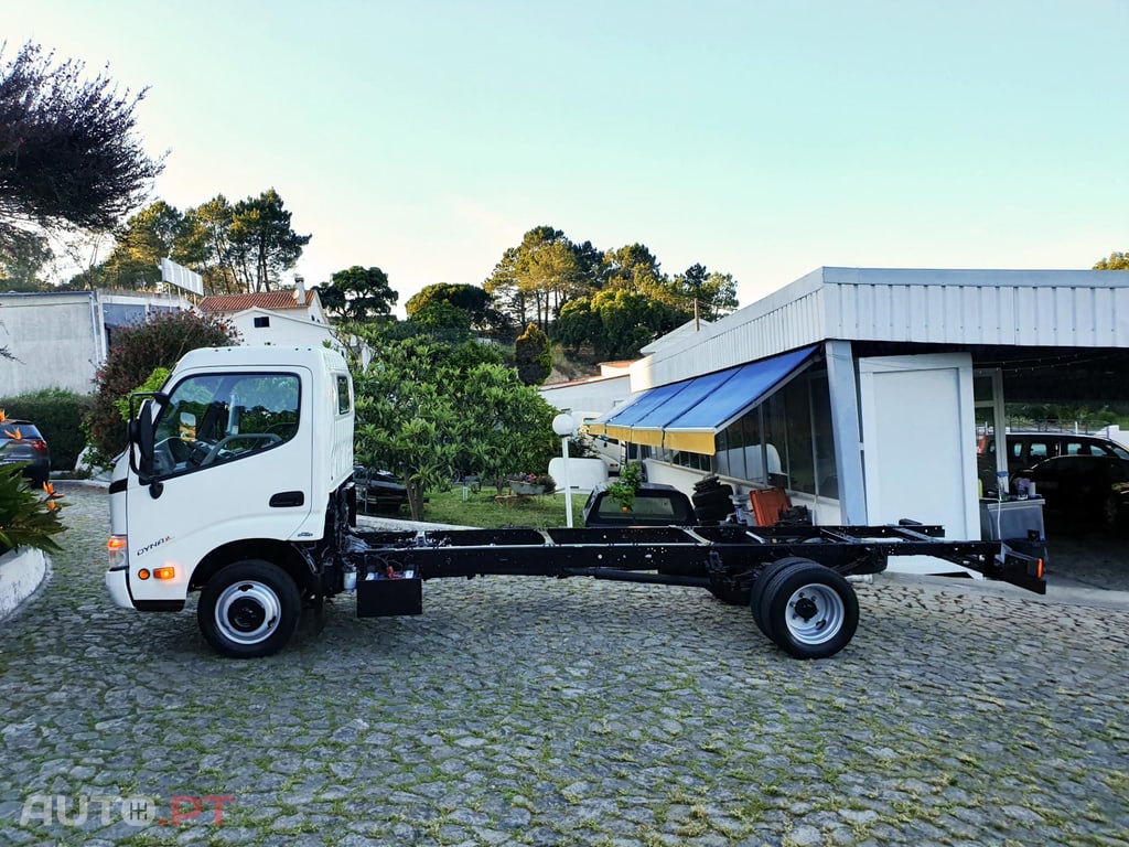 Toyota Dyna M 3.0 D-4D M CS 35.37