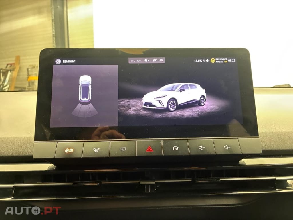 MG MG4 EV Standard 2WD