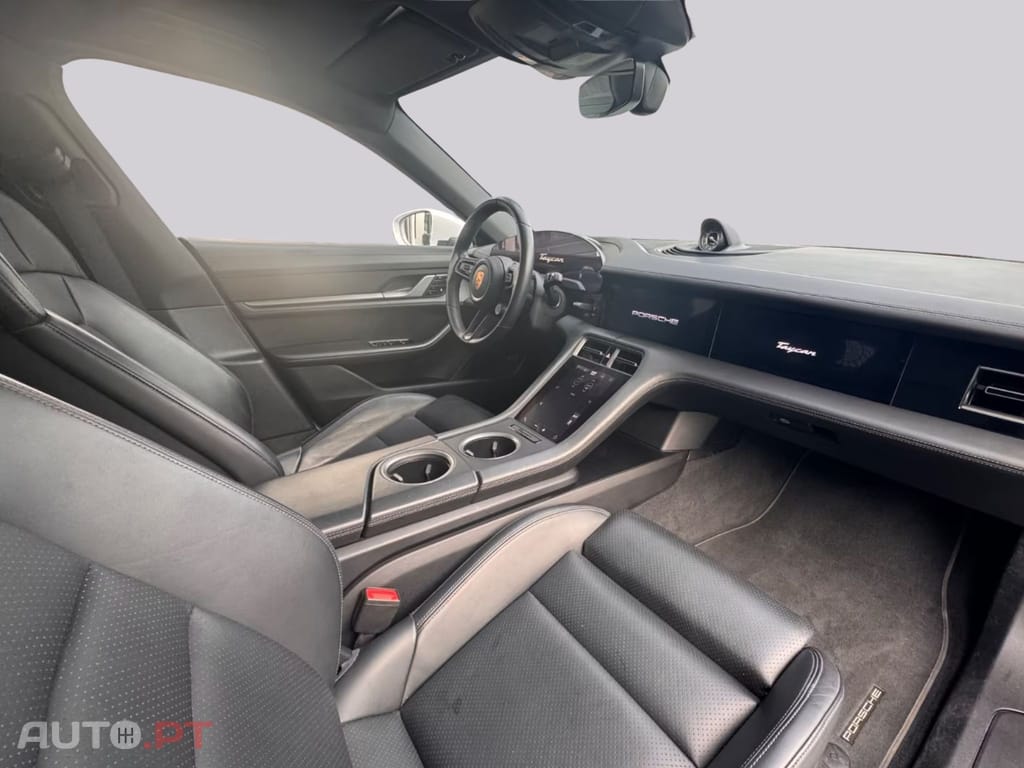 Porsche Taycan 92 % I.V.A DEDUTIVEL 