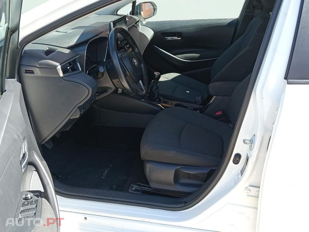 Toyota Corolla 1.5 VVT COMFORT