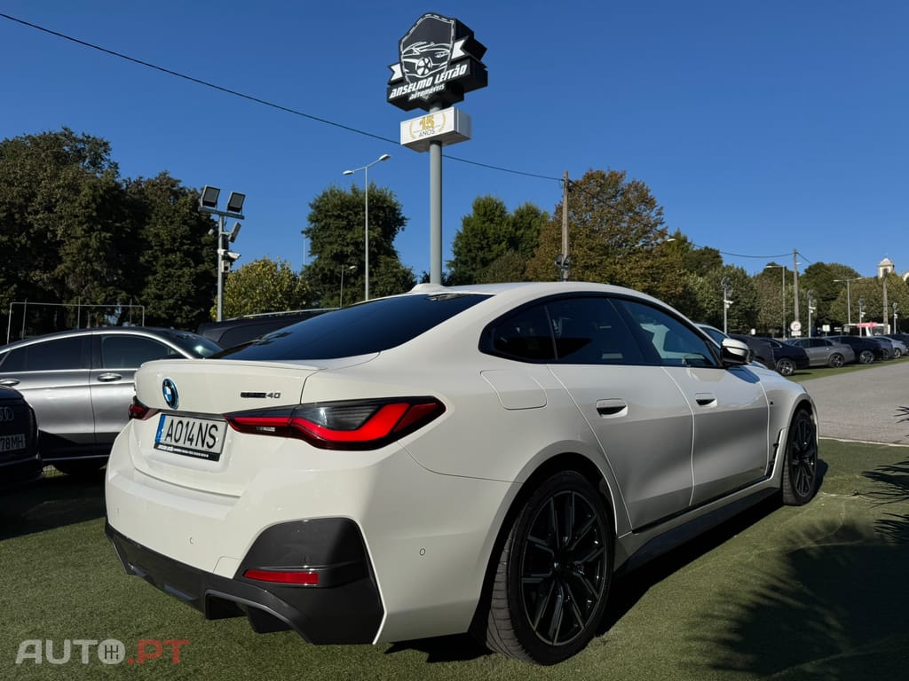 BMW i4 eDrive40 Pack Desportivo M