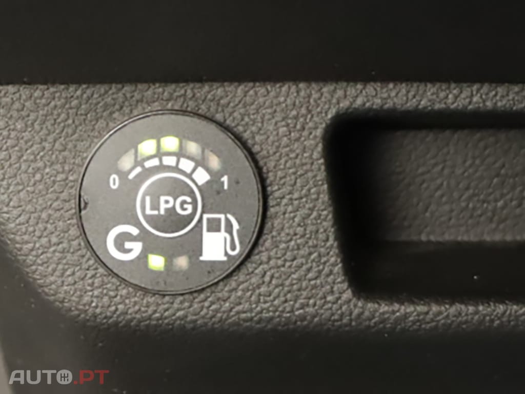 Renault Clio 1.0 TCe Evolution Bi-Fuel