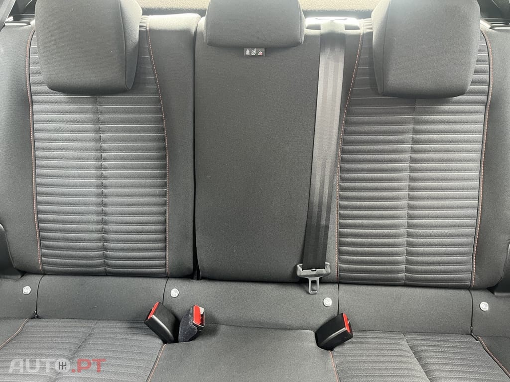 Peugeot 2008 1.5 BlueHDi Active Pack