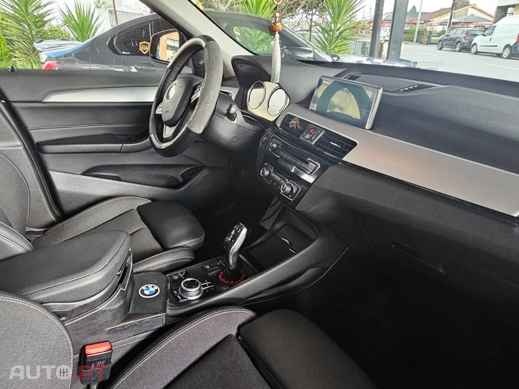 BMW X1 18 d xDrive Auto